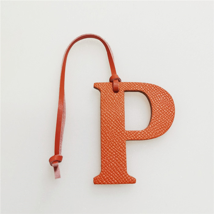 English Letter P Alphabet Cowh - Women Accessories Name In English บทวิจารณ์และราคา