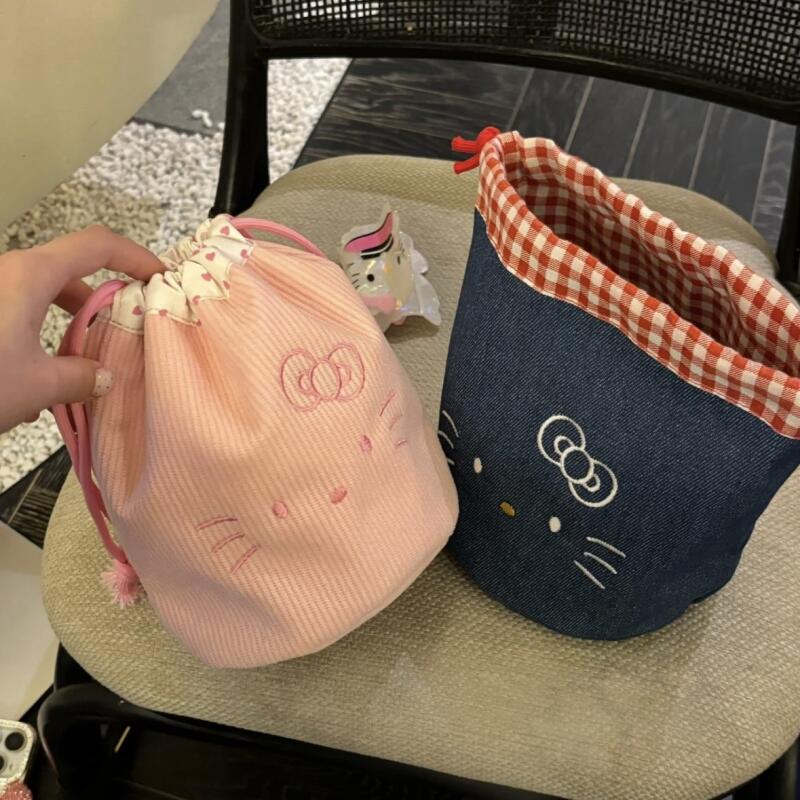Sanrio Hello Kitty Portable Co - Women Accessories Organizer บทวิจารณ์และราคา