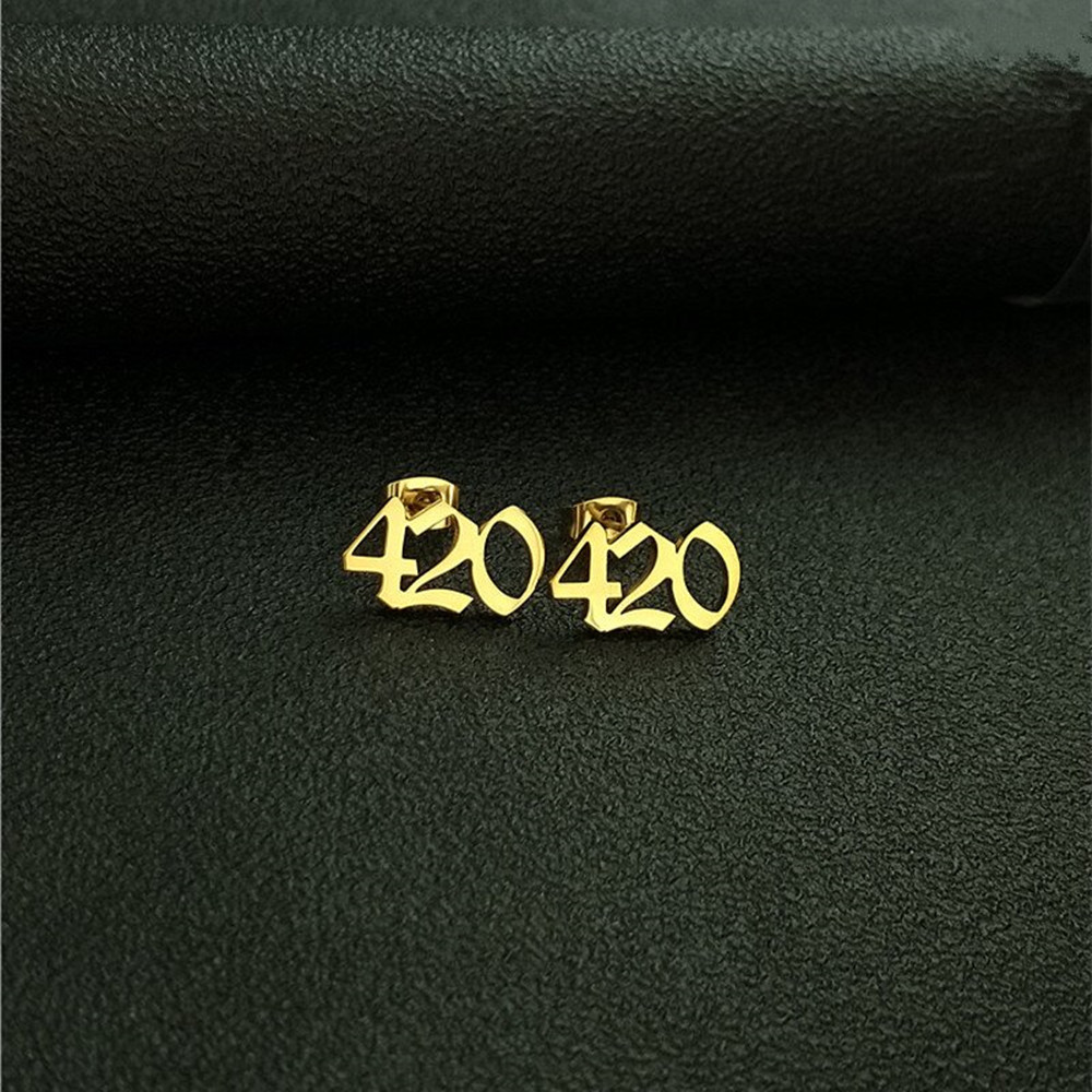 Custom Old English Number Stud - Women Accessories Name In English บทวิจารณ์และราคา