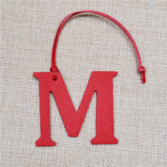 English Letter M Alphabet Cowh - Women Accessories Name In English บทวิจารณ์และราคา