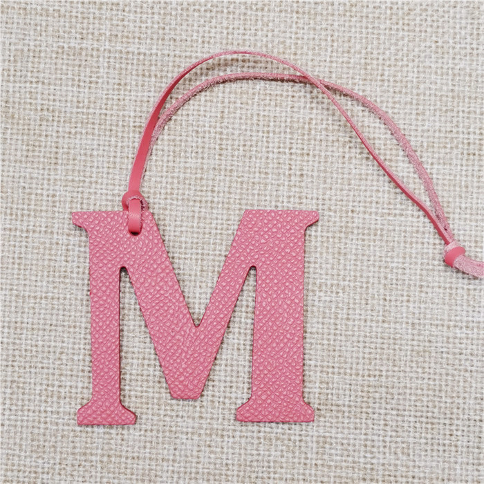 English Letter M Alphabet Cowh - Women Accessories Name In English บทวิจารณ์และราคา