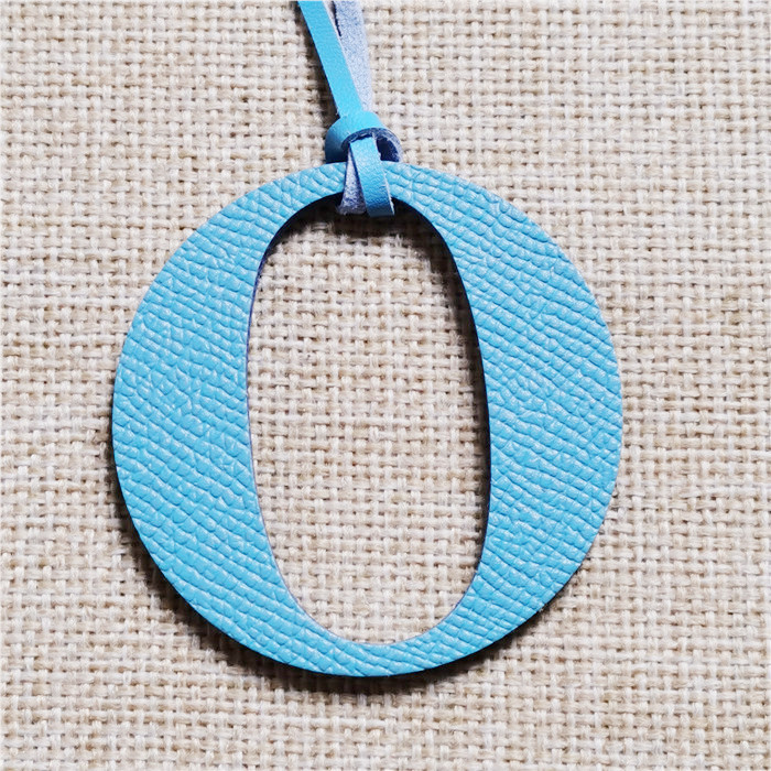 English Letter O Alphabet Cowh - Women Accessories Name In English บทวิจารณ์และราคา