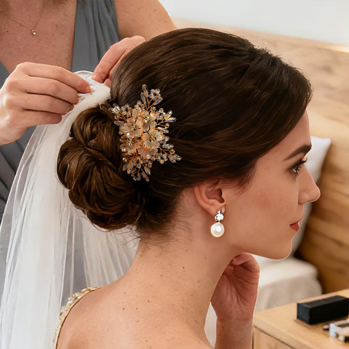Hair Comb Crystal Flower Beade - Women Accessories For Wedding บทวิจารณ์และราคา