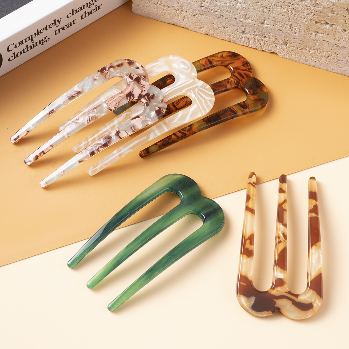 Acetic Acid Hair Forks Three T - Women Accessories Aesthetic บทวิจารณ์และราคา