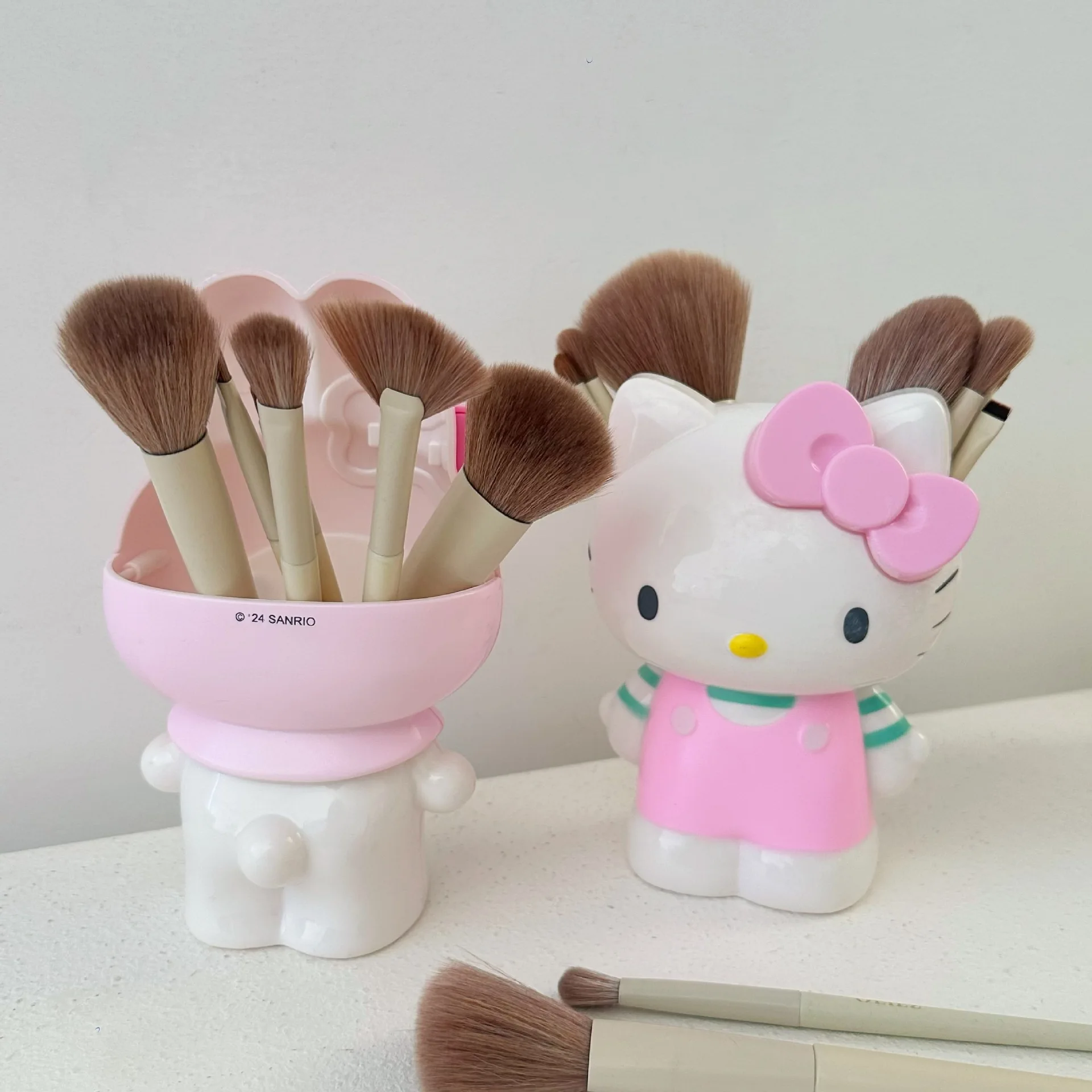 My Melody Hello Kitty Makeup B - Women Accessories Organizer บทวิจารณ์และราคา